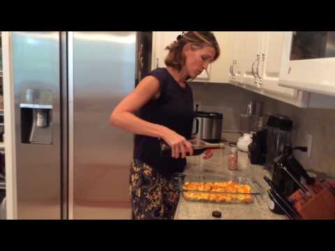 Roasted Maple-Sage Butternut Squash (Gluten-free, Dairy-free, Grain-free, Paleo)